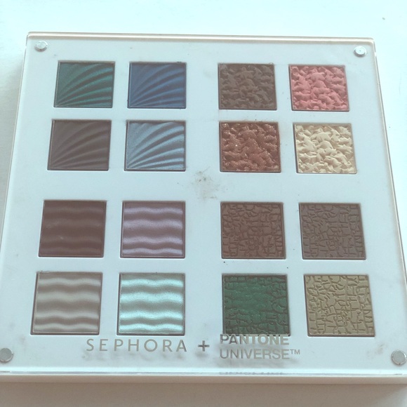 Sephora Pantone Universe Eye Shadow Palette 🎨 - Picture 5 of 5